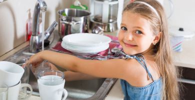 Jak przekonać dziecko do sprzątania?