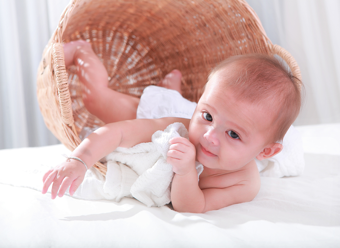 Sposoby prania dziecięcych ciuszków przy użyciu proszku do prania Clever Baby